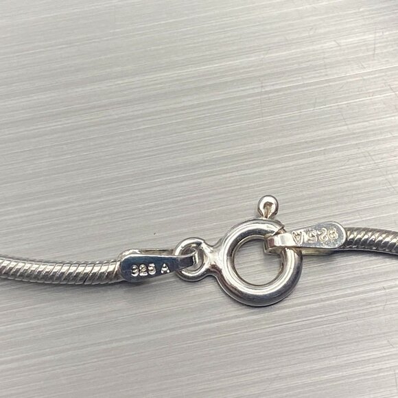 925 Sterling Silver 18" Snake Chain with 1.45" Modernist Pendant - 30.5 Grams - Picture 8 of 11